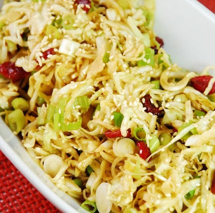 ORIENTAL CABBAGE AND CRANBERRY SALAD – 2 SMARTPOINTS