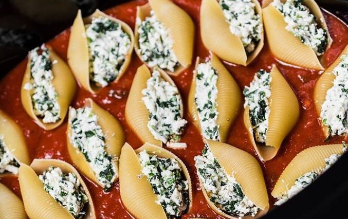 STUFFED SHELLS WITH SPINACH