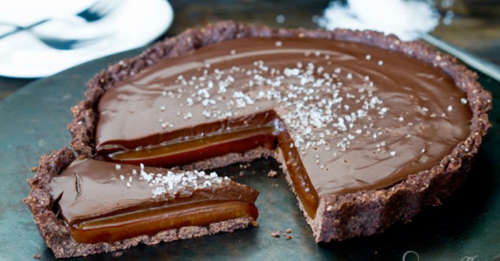 Out-of-This-World Chocolate Salted Caramel Tart