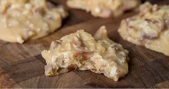 These Super Easy Pralines Are Always On Our Christmas Baking List !