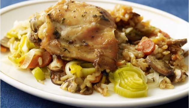 Chicken, Mushroom, and Brown Rice Slow Cooker Casserole