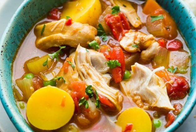 Slow Cooker Spanish Chicken Stew