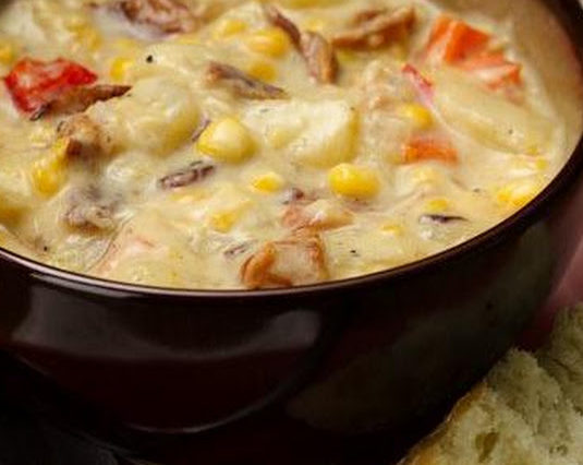 Slow Cooker Bacon & Corn Chowder