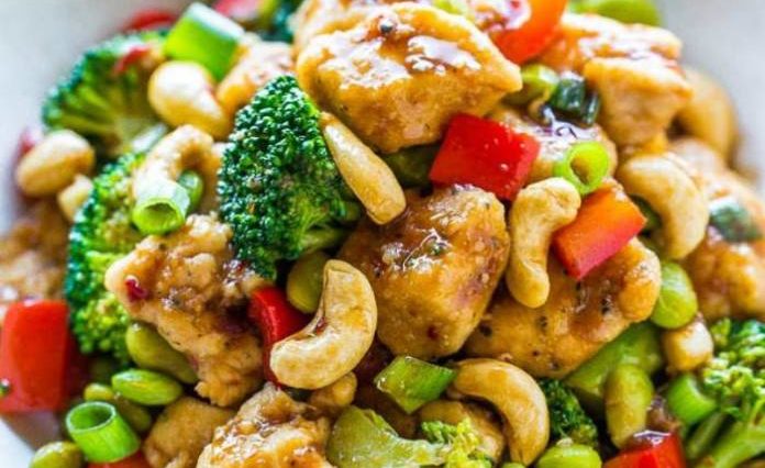 BETTER-THAN-TAKEOUT CASHEW CHICKEN