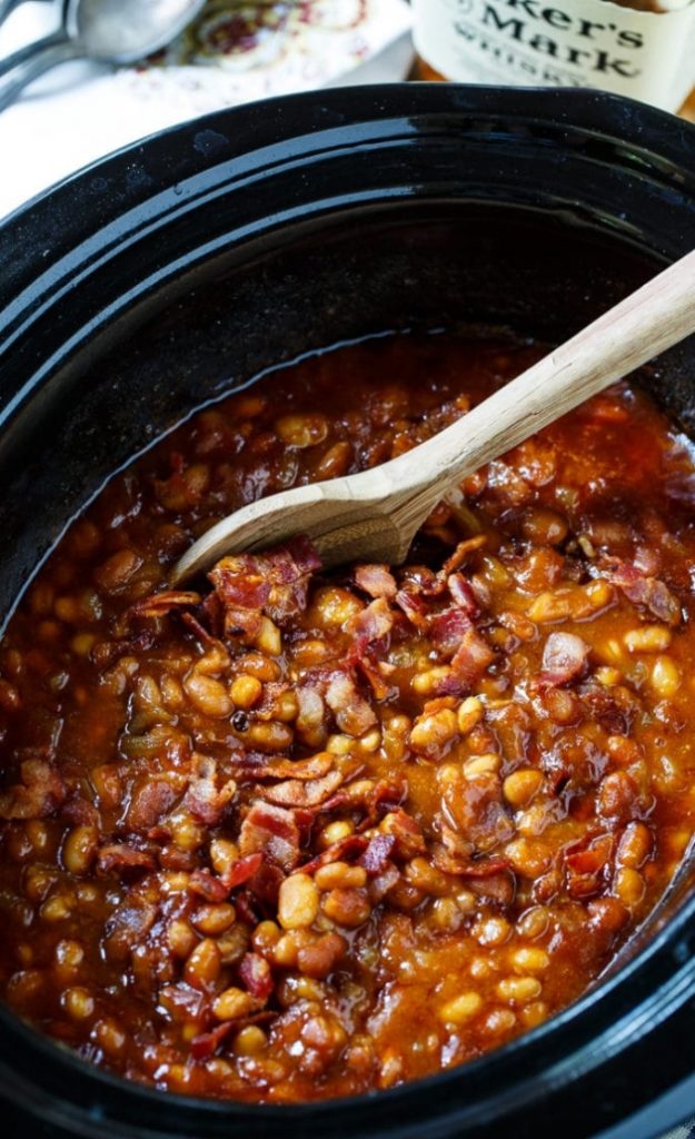 SLOW COOKER BOURBON BAKED BEANS – Recipes 2 Day