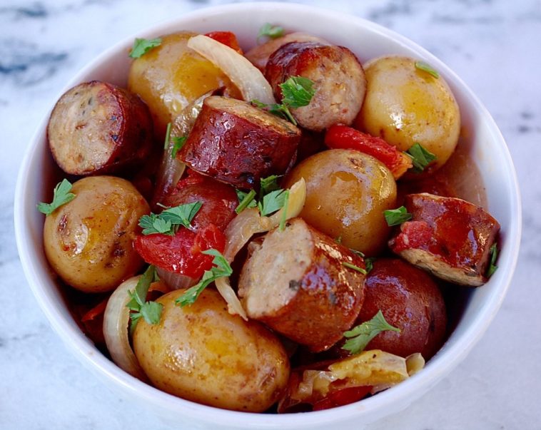 Slow Cooker Sausage & Potatoes – Recipes 2 Day