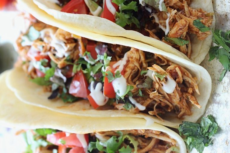 SLOW COOKER CILANTRO LIME CHICKEN TACOS Recipes 2 Day