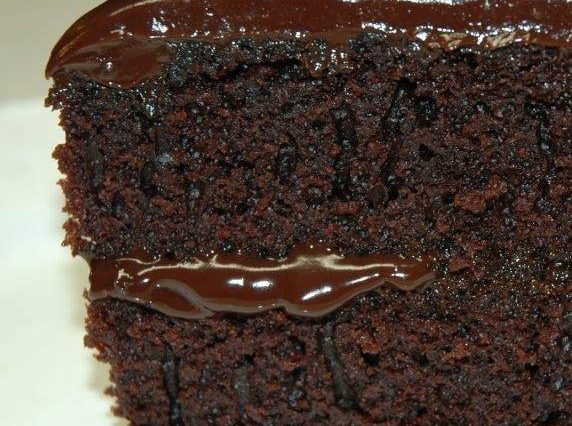 OLD FASHIONED CHOCOLATE BUTTERMILK CAKE