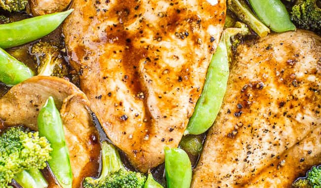 ONE-SKILLET BALSAMIC CHICKEN AND VEGETABLES