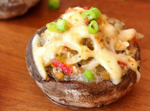 CRAB AND GOUDA STUFFED MUSHROOMS