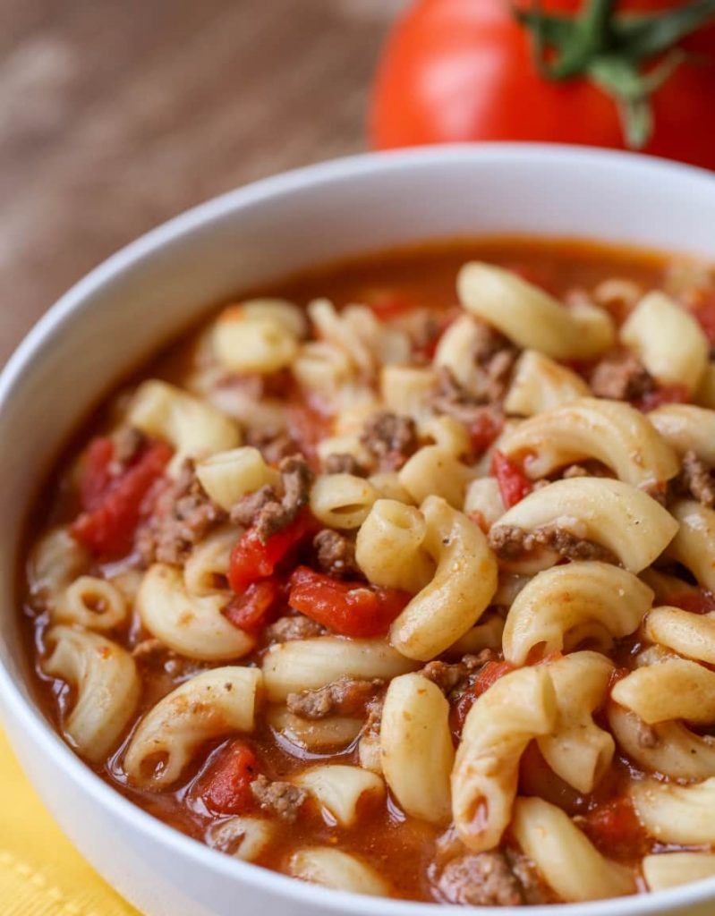 Beef & Tomato Macaroni Soup – Recipes 2 Day