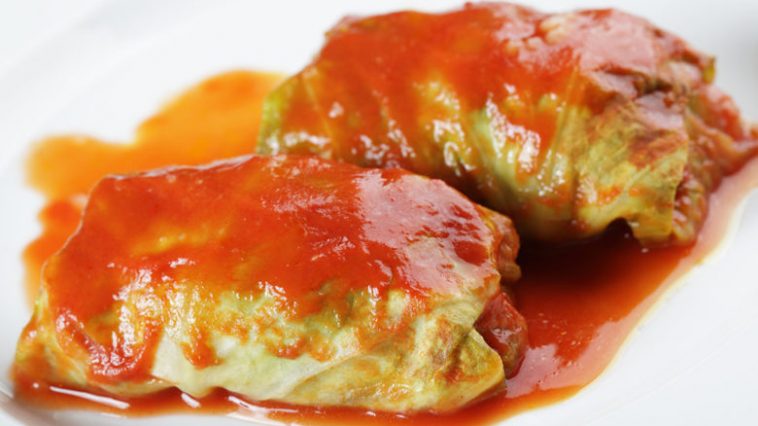 SLOW COOKER CABBAGE ROLLS RECIPE
