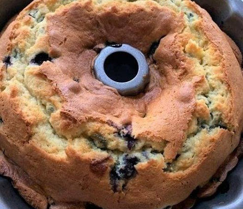 Blueberry Sour Cream Coffee Cake